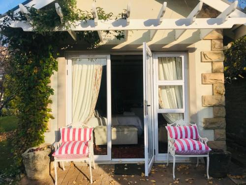 Clarens Apartment | Oak Leaves Cottage Clarens