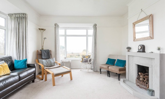 Widemouth Bay Cottage | Oakdene, unspoilt countryside and a short drive to Bude