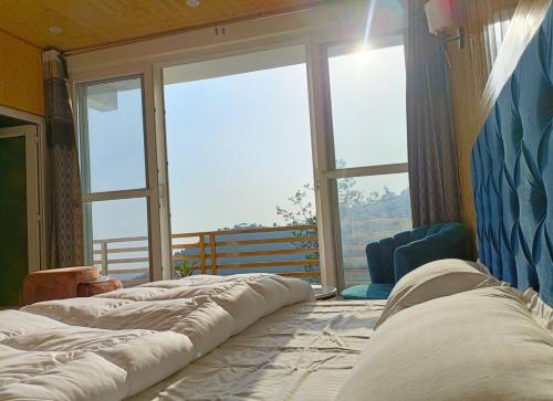 Mussoorie House | Oaks view