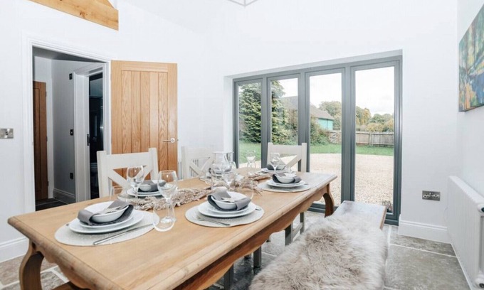 Henley House | Oakvale - Brand new countryside 2 bedroom annex