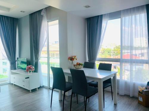 Saen Suk Apartment | Oasis at The BluX, Bangsaen beach