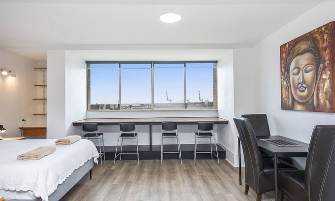 Fremantle Apartment | Ocean and harbour views on a budget