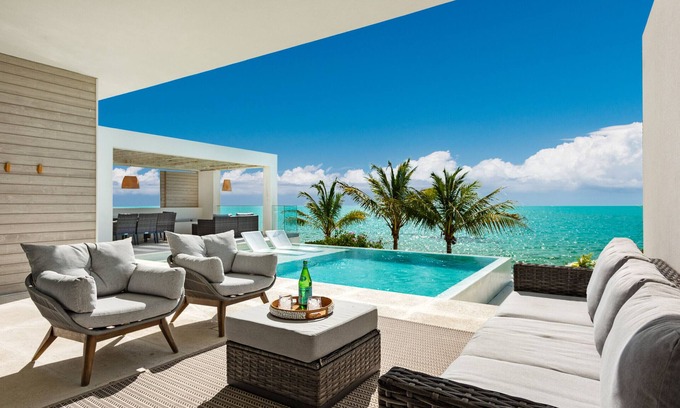 Leeward Settlement Villa | Ocean Dream 5 BR Villa Aqua - Oceanfront