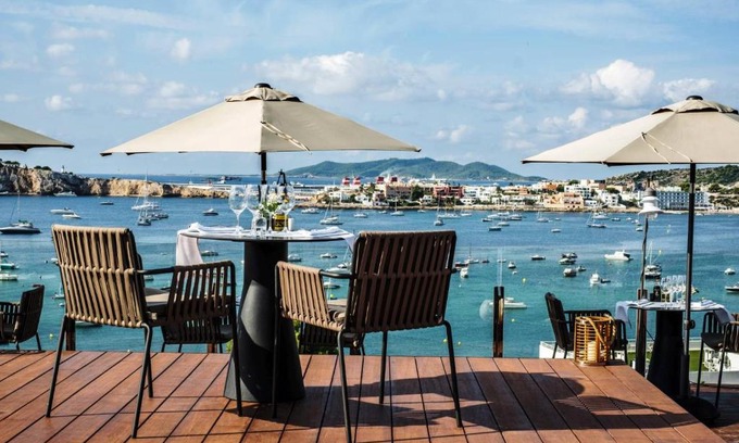 Cap Martinet Hotel | Ocean Drive Talamanca