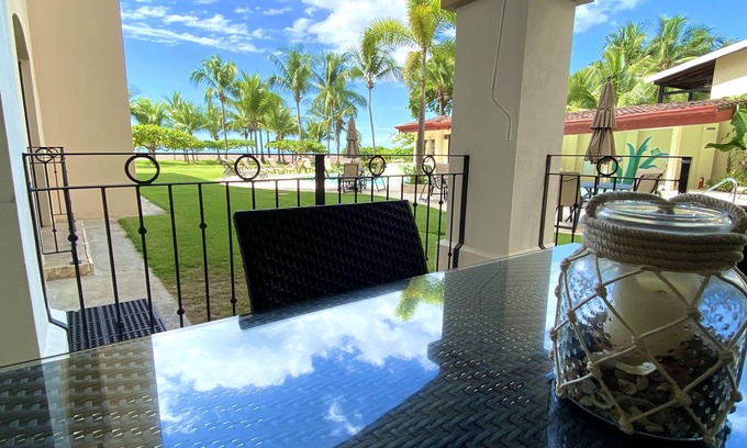 Barrio Los Faroles Condo | Ocean Front 3 Bed/2 Bath- direct access to beach-Salt water Pool-AMAZING SUNSETS