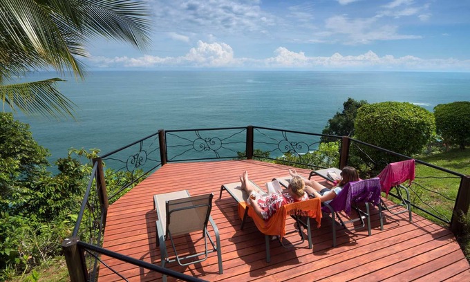 Dominical House | Ocean Front Escape with Amazing Sunset Views Short and Long Term rentals