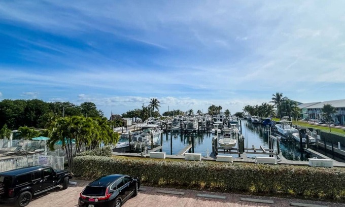 Key Largo Apartment | Ocean/Marina View - Pool - Free Kayaks Pickleball