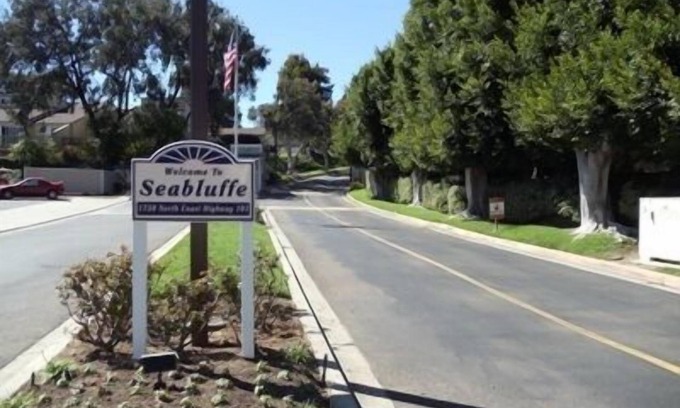 Encinitas House | Ocean Paradise - Exclusive Seabluffe Townhome - 3BR/2BA - 100 Yds To Beach