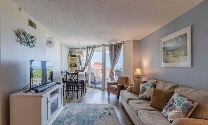 McCutcheon Field Condo | Ocean's Edge Retreat - St. Regis Condo #1109