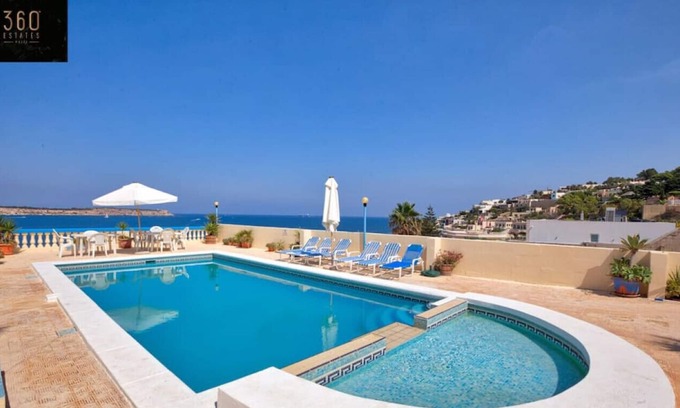 Santa Maria Estate Villa | Ocean Vibes - Beachfront VILLA with pool & BBQ