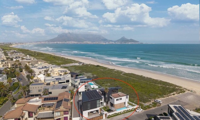 Sunset Beach House | Ocean View Lodge @ OOcean 9