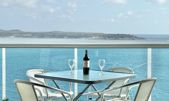 El Laguito Apartment | Ocean view Wonderful sunsets Beach Pool 1206