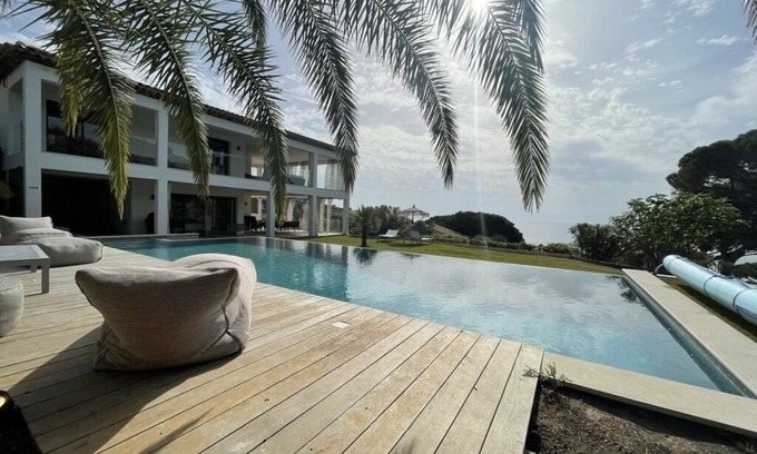 La Nartelle Villa | OCEAN11 New Luxury Villa with amazing Sea View! August 01 - 10 summer slot