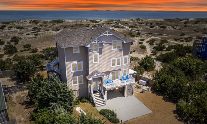 Salvo House | Oceanfront-6B/6.5B, Elevator, Gameroom, SaltPool, Hot Tub, Cabana