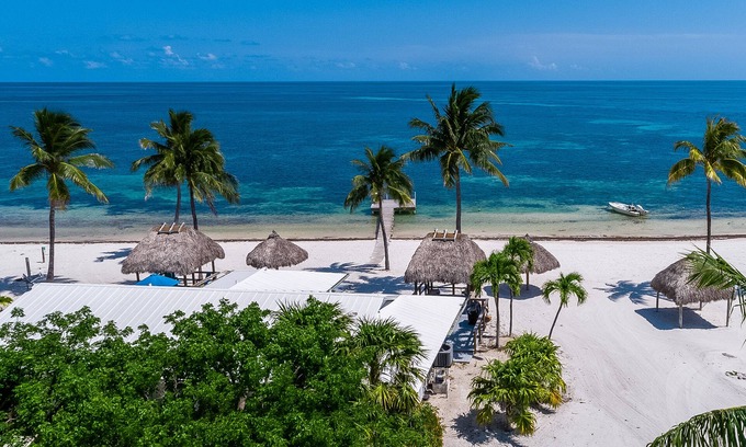 Layton House | Oceanfront Duplex with Beautiful Beach & Dock for Boat Access - Dogs OK
