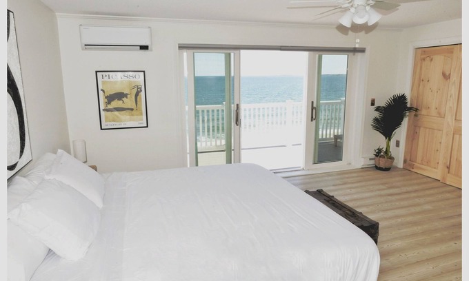 Old Orchard Beach Condo | Oceanfront Penthouse 2BR 2.5BA 6th floor views