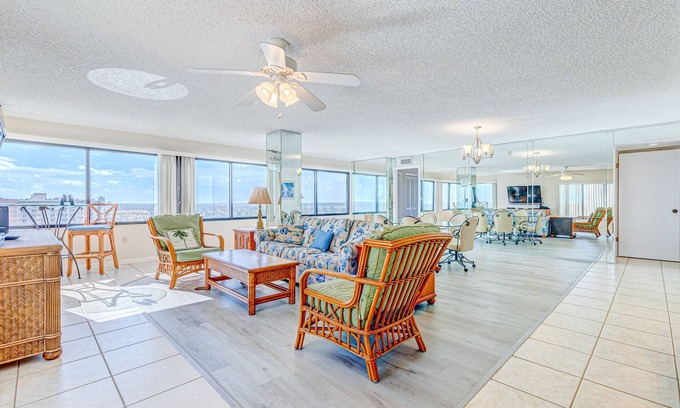 Ormond-by-the-Sea Condo | Oceanfront Penthouse Condo with Ocean Views, Shared Outdoor Pool, and WiFi