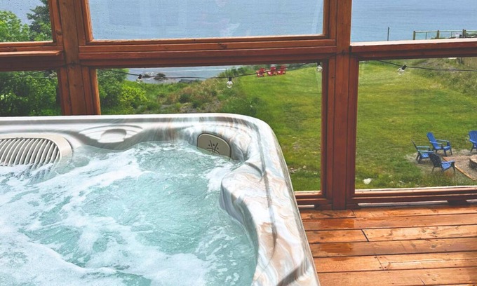 Burnt Cove House | Oceanfront Retreat with Hot Tub & Fire Pit Just 45 Minutes South of St. John's!