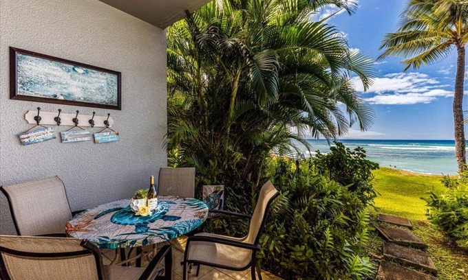 Honokowai Condo | Oceanfront tropical retreat on the ground floor