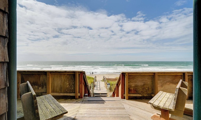 Pajaro Dunes Apartment | Oceanfront Watsonville Condo w/Beach Access!