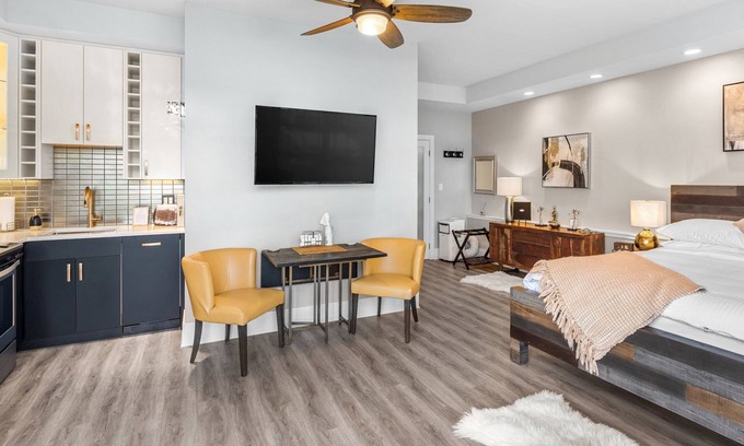 Brentwood Bay Condo | Oceanside Oasis by Iris Properties!