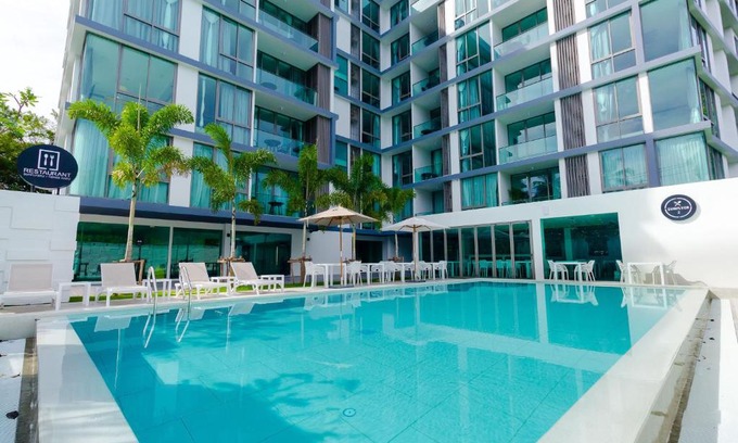 Bang Tao Apartment | Oceanstone by Holy Cow, 1-BR, next building view