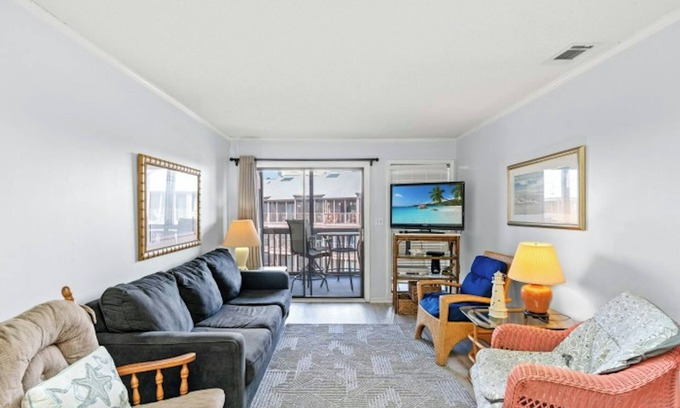 Ocean Drive Condo | Oceanview at Tilghman Beach & Racquet Club - 316