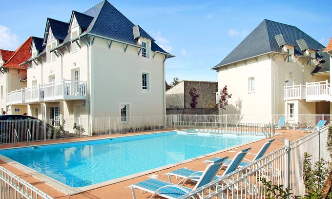 Cabourg Apartment | Odalys Référence Le Domaine des Dunettes by Interhome
