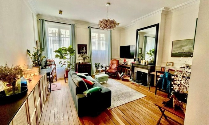 Notre-Dame-des-Champs Apartment | Odeon - Family friendly Loft near Luxembourg gardens w/remote workspace