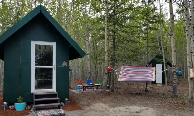 Kenny Lake Cabin | Off the grid dry cabin near Chitina