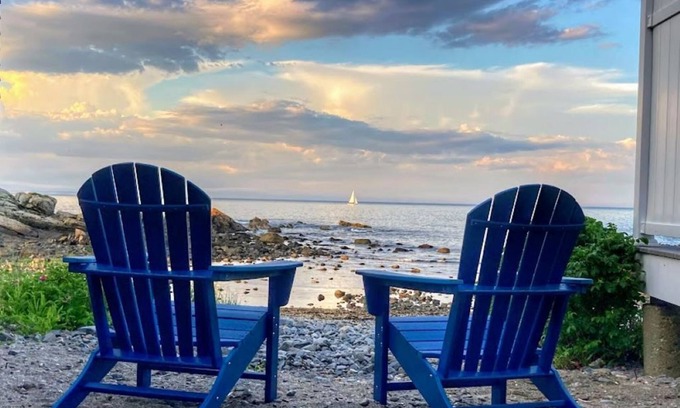Ogunquit House | Ogunquit’s only Oceanfront Cottage on Private Ocean Beach – Perkins Cove, Maine