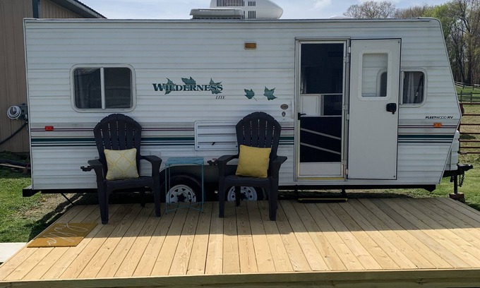 Brownfield House | Ohiopyle & Frank Lloyd lovers tourist dream. Ohiopyle visitors love our camper.