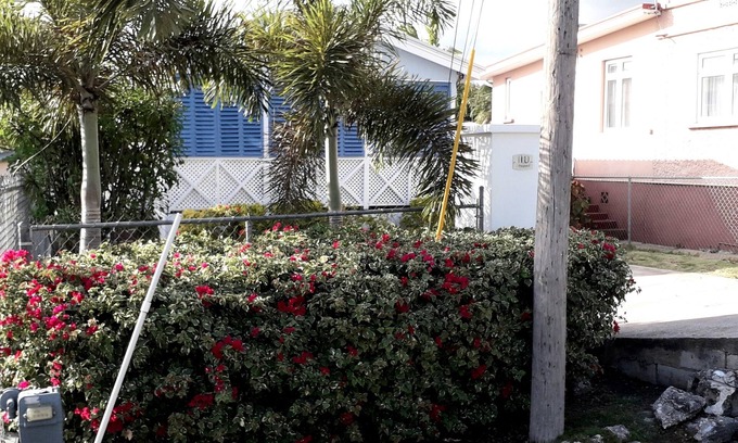 Scarborough Cottage | Oistins Cottage - Pool Deck + Walk to beach!