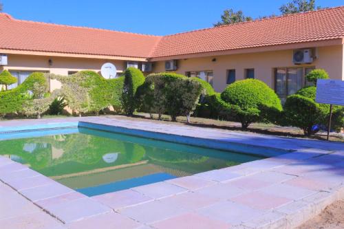 Maun Hotel | Okavango Roadside Guesthouse