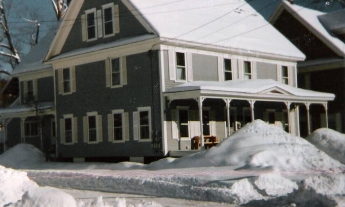Ludlow Apartment | Okemo Mt. Family Affordable 1st floor, village shuttle, walk to town, Dogs OK