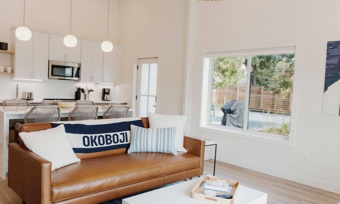 Okoboji Villa | Okoboji Flats 3 at the Lake (Off East Lake)