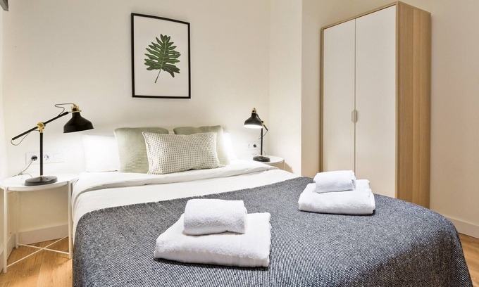 L'Hospitalet de Llobregat Apartment | Olala Urban Chill Flat 4.3 I Balcony