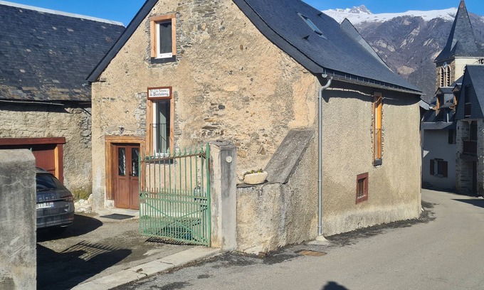 Sailhan House | Old farmhouse in the heart of a small village in the Hautes-Pyrénées!