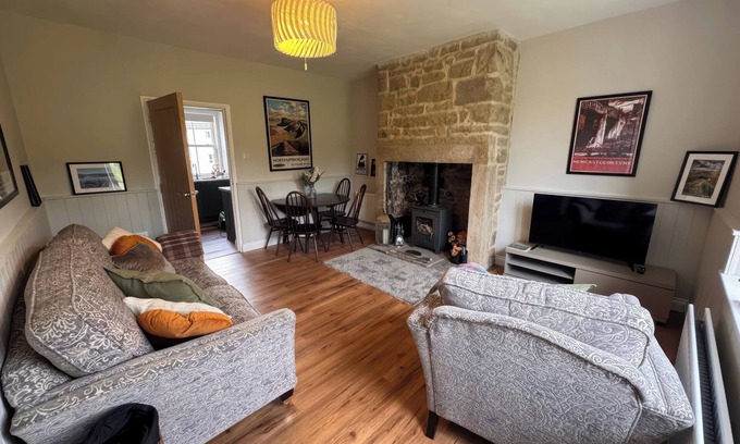 Kielder Cottage | OLD STATION COTTAGE, pet friendly, with open fire in Kielder