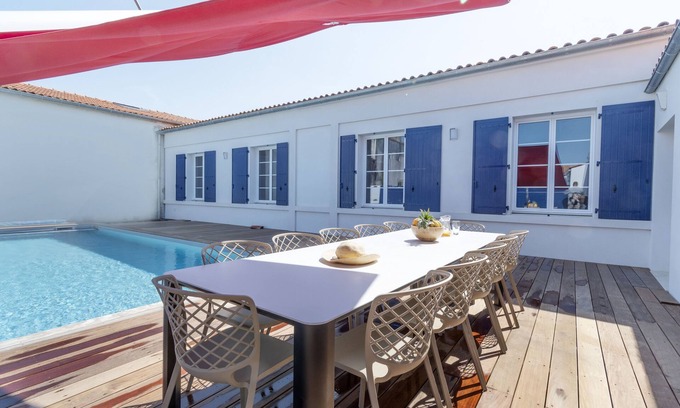 La Cotiniere Villa | Old village school with swimming pool