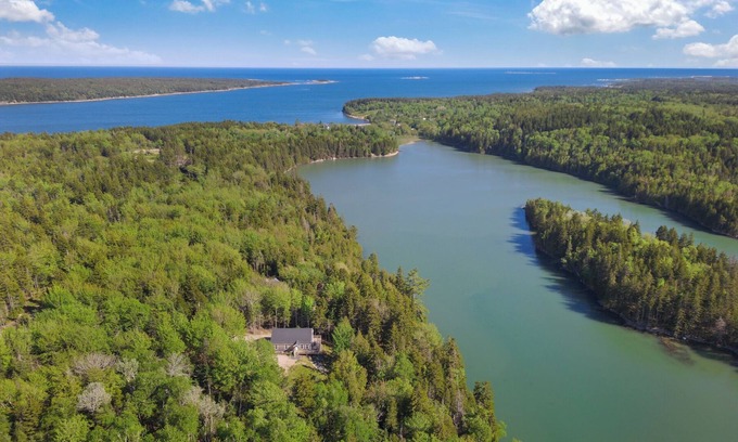Steuben House | Ollie's Folly: Gorgeous Oceanfront Downeast Maine Home Near Acadia & Petit Manan
