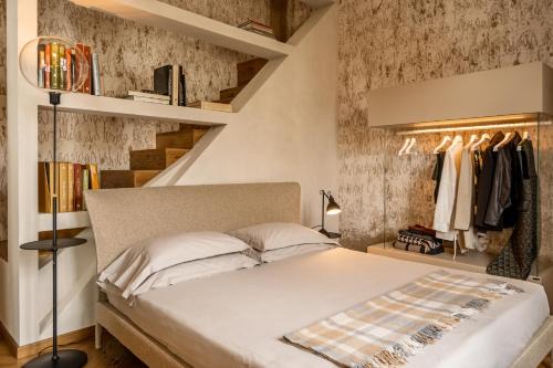 Santo Spirito Apartment | Oltrarno 1881 Apartments