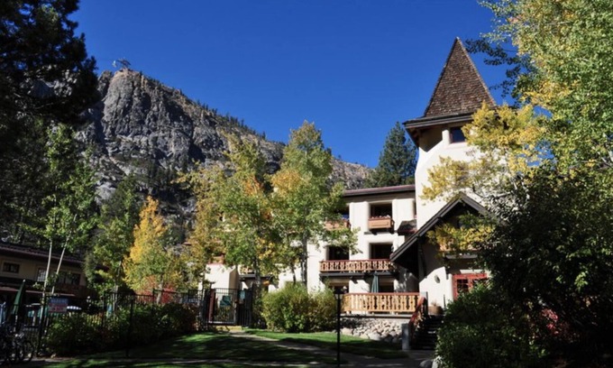 Olympic Valley Resort | Olympic Village Inn 1 Bedroom Sleeps 4