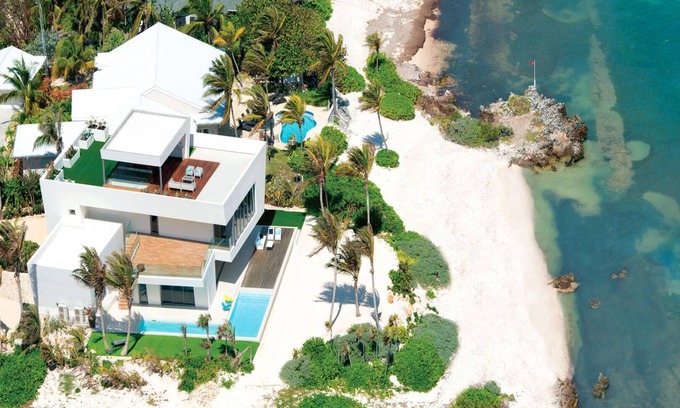 North Side House | Olympus Villa by Grand Cayman Villas