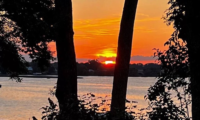 Osakis Cabin | On Lake Osakis right in town just down from the public access!