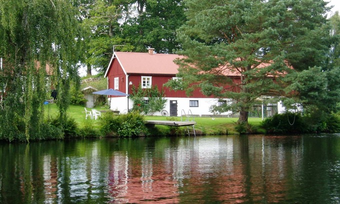 Broby House | On the banks of the Helgeån river