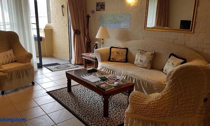 Scott Estate Apartment | On the Beach