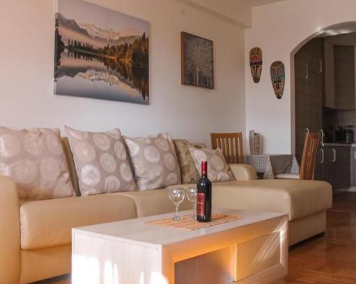 Rozino Apartment | One bedroom apartament with sea view and private parking