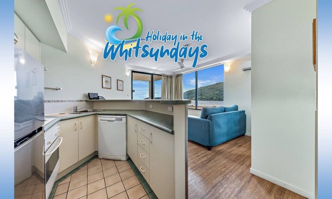 Airlie Beach Apartment | One bedroom apartment with oceanviews