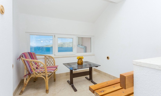 Poljica Apartment | One bedroom apartment near beach Poljica, Trogir (A-21178-a)